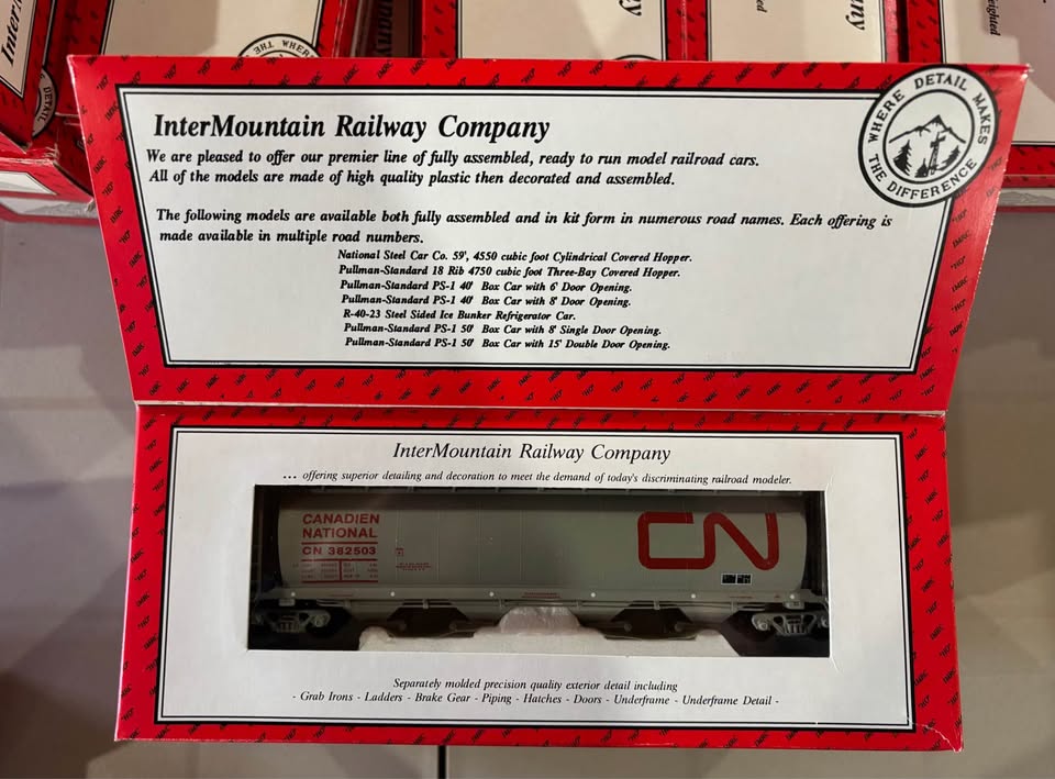 InterMountain HO scale Bottom Drop Hoppers