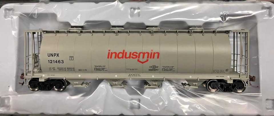 RAPIDO INDUSMIN SAND HOPPER CAR   HO SCALE