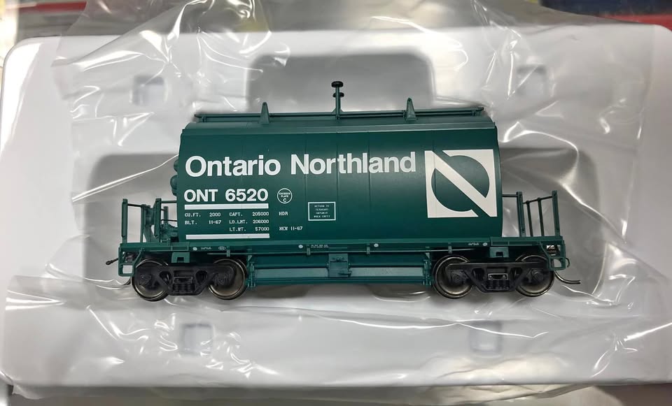 RAPIDO   HO SCALE ONR ROUND HOPPER  CAR