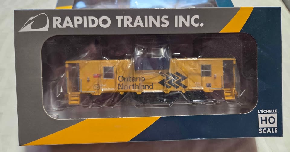 RAPIDO HO SCALE    ONTARIO NORTHLAND WIDE VISION CABOOSE ONR#121