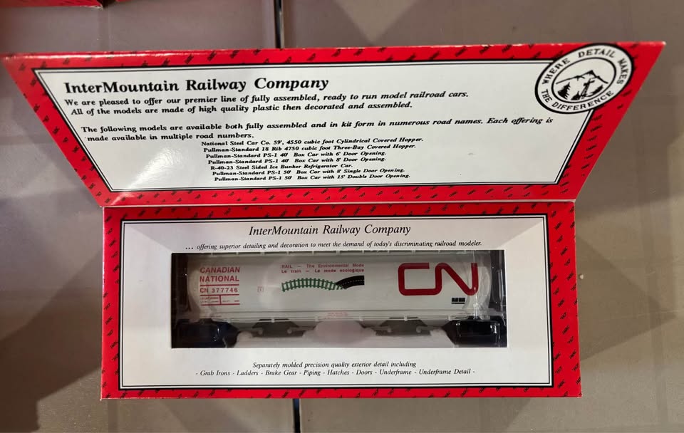 InterMountain HO scale Bottom Drop Hoppers