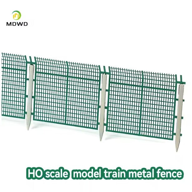METAL HO SCALE FENCE 16.8 CM LONG SECTION