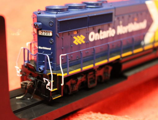 ATLAS Silver  ONTARIO NORTHLAND #2201   EMD GP40-2  DCC ready   HO Scale