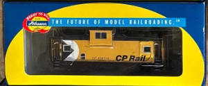 ATHEARN CN & CP CABOOSES  SEE PICS ALL NEW IN BOX