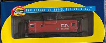 ATHEARN CN & CP CABOOSES  SEE PICS ALL NEW IN BOX