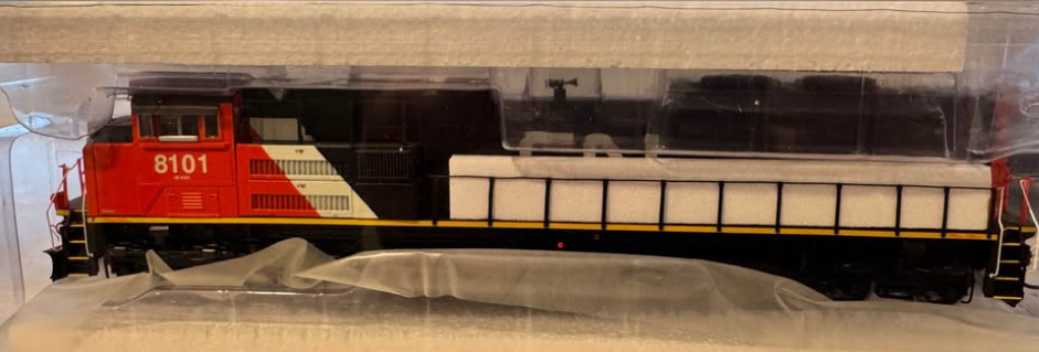 ATHEARN GENESIS  CN RAIL  SD70ACe  Road #8101  HO SCALE