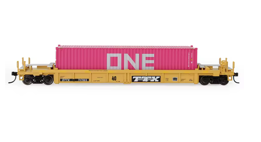 QTY 4  , 40Ft Container Well cars with containers HO Scale