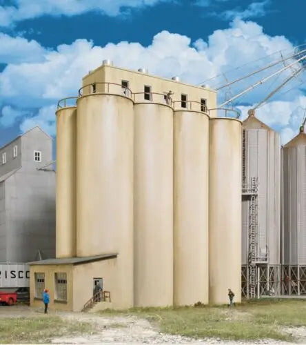 Walthers Cornerstone Part #2942 Modern Grain Head House w/Silos -- Kit - 9-1/2 x 5 x 11" 24.1 x 12.7 x 27.9cm
