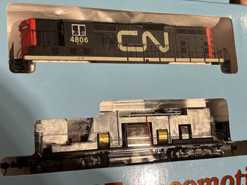 PROTO 2000 # 980002 HO SCALE CANADIAN NATIONAL GP-7 DIESEL PWRD LOCO # 4806