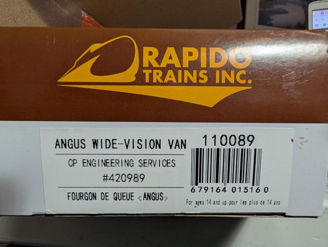 RAPIDO WIDE VISION ANGUS SHOP CABOOSE  CP RAIL HO SCALE