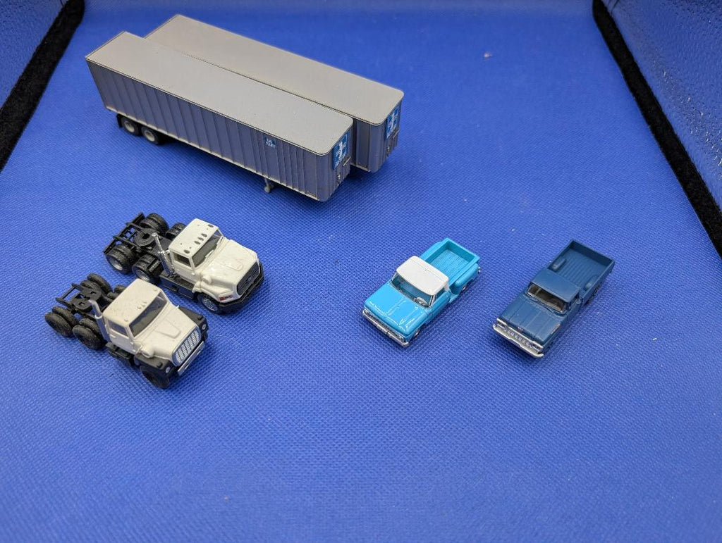 USED  ASSORTED VEHICLES & TRAILERS   6 pieces