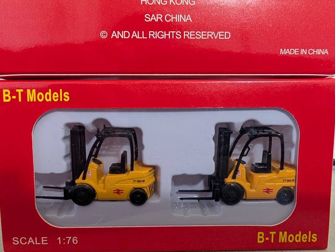 Forklifts 2/Pack