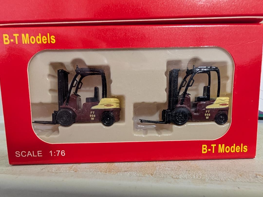 Forklifts 2/Pack